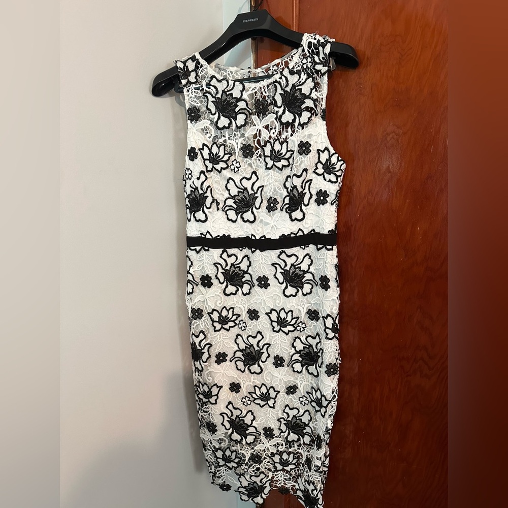 Bisou Bisou White Lace Midi Dress with Black Floral Appliqué